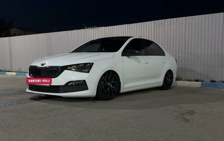 Skoda Rapid II, 2022 год, 1 750 000 рублей, 2 фотография