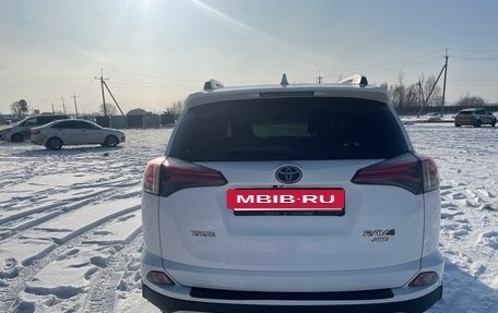 Toyota RAV4, 2016 год, 2 500 000 рублей, 3 фотография