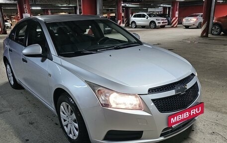 Chevrolet Cruze II, 2011 год, 1 050 000 рублей, 3 фотография