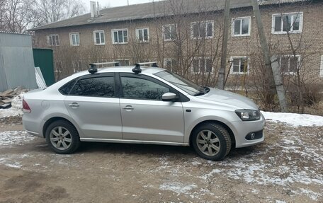 Volkswagen Polo VI (EU Market), 2011 год, 860 000 рублей, 2 фотография