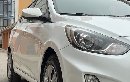 Hyundai Solaris II рестайлинг, 2012 год, 1 045 000 рублей, 4 фотография