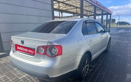 Volkswagen Jetta VI, 2007 год, 695 000 рублей, 5 фотография