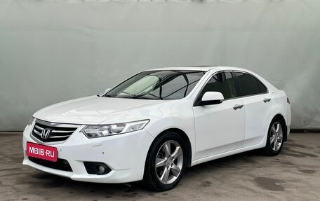 Honda Accord VIII рестайлинг, 2012 год, 1 350 000 рублей, 1 фотография