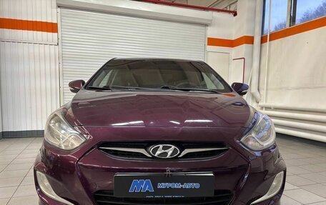 Hyundai Solaris II рестайлинг, 2012 год, 630 000 рублей, 2 фотография