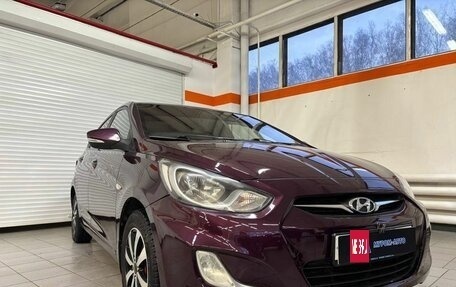 Hyundai Solaris II рестайлинг, 2012 год, 630 000 рублей, 3 фотография