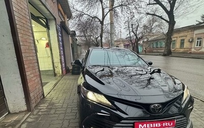 Toyota Camry, 2021 год, 3 600 000 рублей, 1 фотография