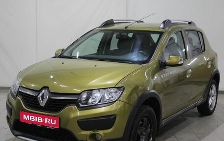 Renault Sandero II рестайлинг, 2016 год, 945 000 рублей, 1 фотография