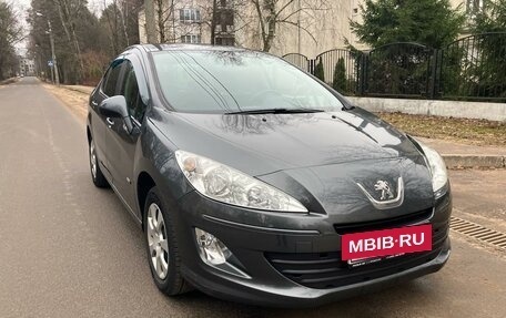 Peugeot 408 I рестайлинг, 2015 год, 895 000 рублей, 2 фотография