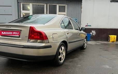 Volvo S60 III, 2004 год, 650 000 рублей, 4 фотография