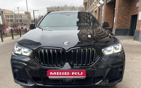 BMW X6, 2022 год, 11 300 000 рублей, 2 фотография