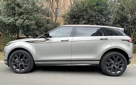 Land Rover Range Rover Evoque II, 2022 год, 3 800 000 рублей, 3 фотография