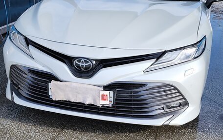 Toyota Camry, 2020 год, 3 600 000 рублей, 2 фотография