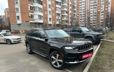 Jeep Grand Cherokee, 2022 год, 6 800 000 рублей, 3 фотография