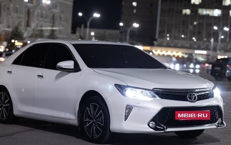 Toyota Camry, 2014 год, 1 850 000 рублей, 3 фотография