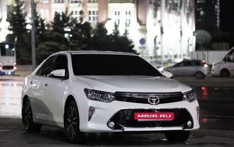 Toyota Camry, 2014 год, 1 850 000 рублей, 2 фотография