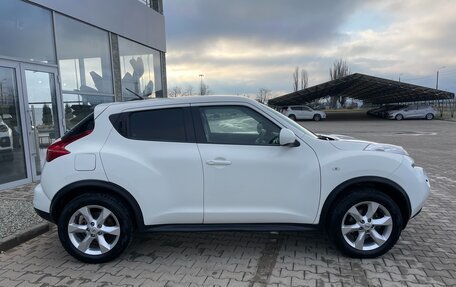 Nissan Juke II, 2011 год, 948 000 рублей, 5 фотография