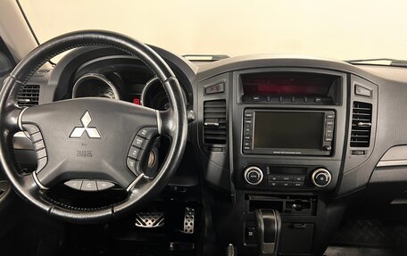 Mitsubishi Pajero IV, 2012 год, 2 457 000 рублей, 10 фотография