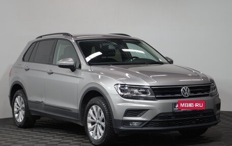 Volkswagen Tiguan II, 2020 год, 2 218 000 рублей, 3 фотография