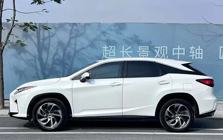 Lexus RX IV рестайлинг, 2020 год, 4 420 000 рублей, 4 фотография