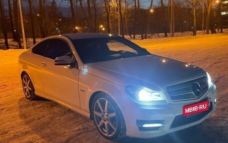 Mercedes-Benz C-Класс, 2012 год, 1 550 000 рублей, 3 фотография