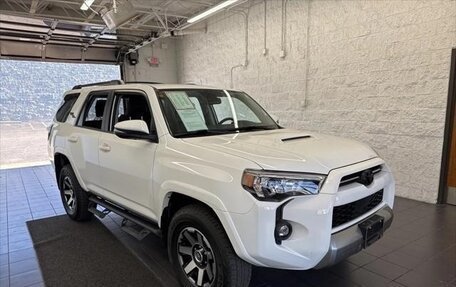 Toyota 4Runner V, 2023 год, 10 940 000 рублей, 1 фотография