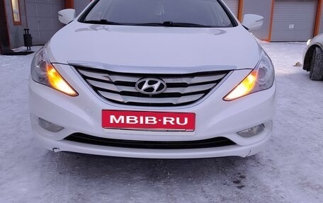 Hyundai Sonata VI, 2012 год, 1 200 000 рублей, 1 фотография