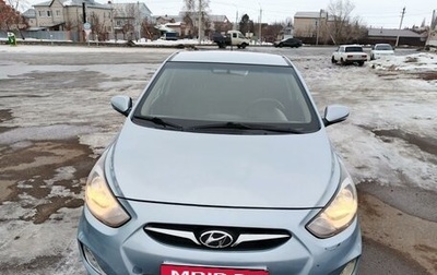 Hyundai Solaris II рестайлинг, 2012 год, 1 000 000 рублей, 1 фотография