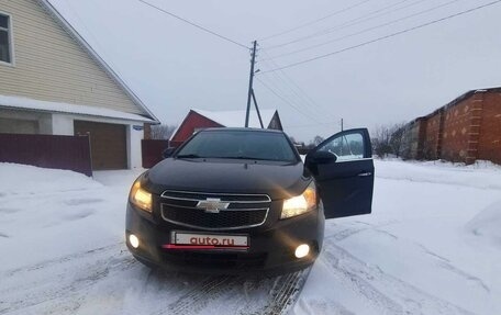 Chevrolet Cruze II, 2009 год, 700 000 рублей, 1 фотография