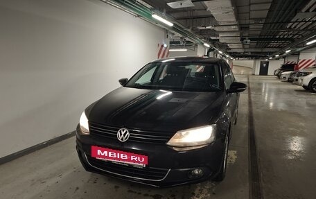 Volkswagen Jetta VI, 2013 год, 1 400 000 рублей, 6 фотография