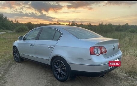 Volkswagen Passat B6, 2007 год, 750 000 рублей, 2 фотография