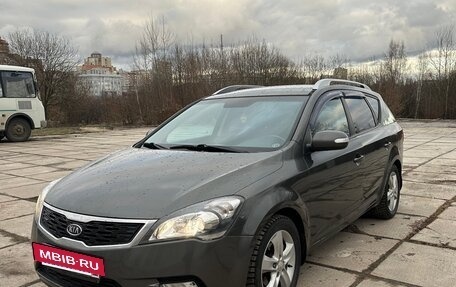 KIA cee'd I рестайлинг, 2010 год, 900 000 рублей, 3 фотография