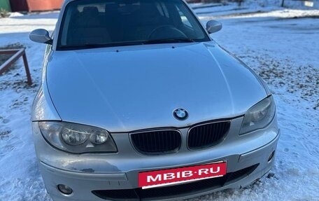 BMW 1 серия, 2005 год, 515 000 рублей, 2 фотография