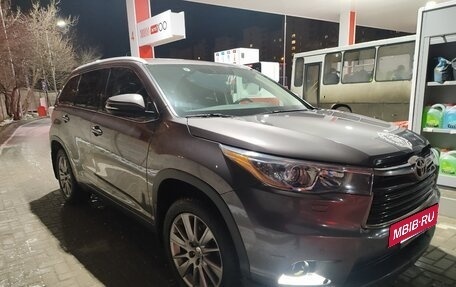 Toyota Highlander III, 2014 год, 3 600 000 рублей, 2 фотография