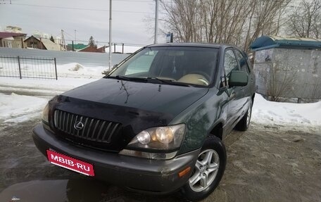 Lexus RX IV рестайлинг, 1998 год, 880 000 рублей, 1 фотография