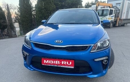 KIA Rio IV, 2018 год, 1 719 000 рублей, 1 фотография