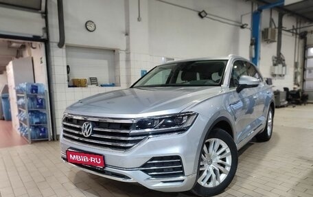 Volkswagen Touareg III, 2018 год, 5 497 000 рублей, 1 фотография