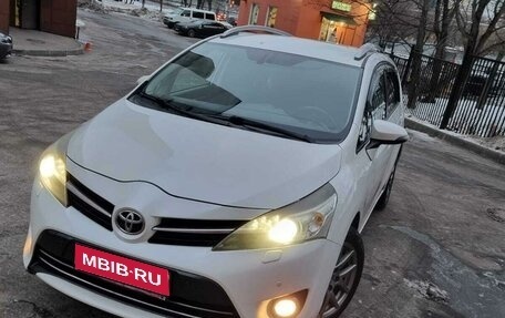 Toyota Verso I, 2014 год, 1 290 000 рублей, 1 фотография