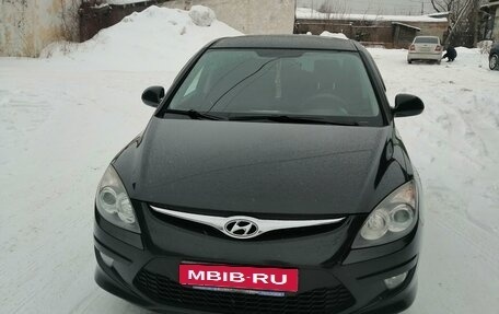 Hyundai i30 I, 2011 год, 1 000 000 рублей, 1 фотография