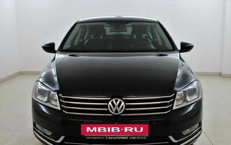 Volkswagen Passat B7, 2013 год, 930 000 рублей, 2 фотография