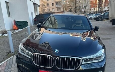 BMW 7 серия, 2016 год, 4 600 000 рублей, 1 фотография