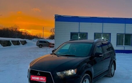 Mitsubishi Outlander III рестайлинг 3, 2010 год, 1 280 000 рублей, 1 фотография