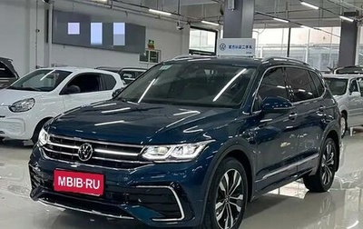 Volkswagen Tiguan II, 2021 год, 4 100 000 рублей, 1 фотография