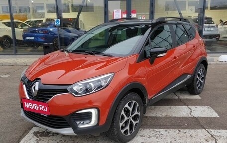 Renault Kaptur I рестайлинг, 2018 год, 1 360 000 рублей, 1 фотография