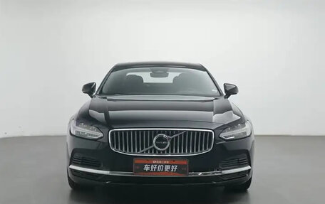 Volvo S90 II рестайлинг, 2021 год, 3 536 000 рублей, 3 фотография