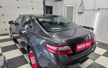 Toyota Camry, 2011 год, 1 490 000 рублей, 2 фотография