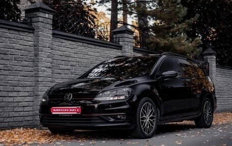 Volkswagen Golf VII, 2018 год, 1 450 000 рублей, 4 фотография