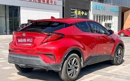 Toyota C-HR I рестайлинг, 2021 год, 1 874 000 рублей, 6 фотография