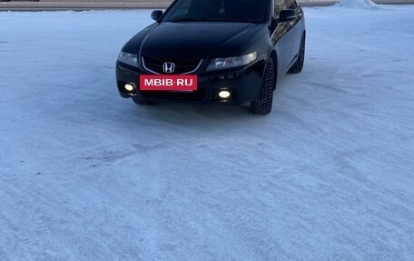 Honda Accord VII рестайлинг, 2002 год, 900 000 рублей, 2 фотография