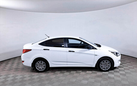 Hyundai Solaris II рестайлинг, 2015 год, 920 000 рублей, 4 фотография