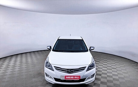 Hyundai Solaris II рестайлинг, 2015 год, 920 000 рублей, 2 фотография